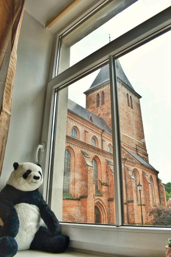 Panda House - Luxury In Old Town Apartment Tartu Bagian luar foto