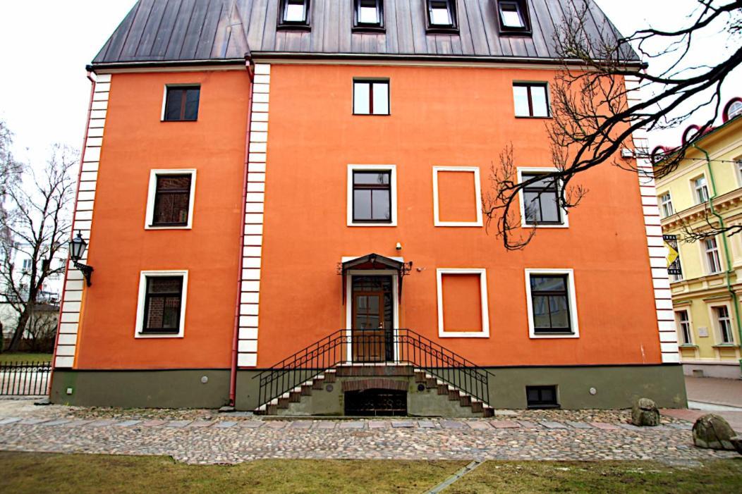 Panda House - Luxury In Old Town Apartment Tartu Bagian luar foto